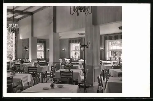 AK Bottrop, Restaurant Oberbeckshof, Inh. G. Seitz, Innenansicht vom Speisesaal
