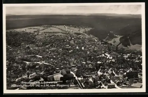 AK Freudenstadt /Schwarzw., Luftbild, Stadtansicht
