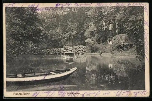 AK Essen-Ruhr, Teich mit Boot im Stadtgarten