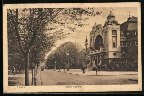 AK Essen, Städtischer Saalbau mit Strassenbahn