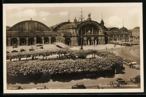 AK Frankfurt a. M., Hauptbahnhof mit Strassenpartie