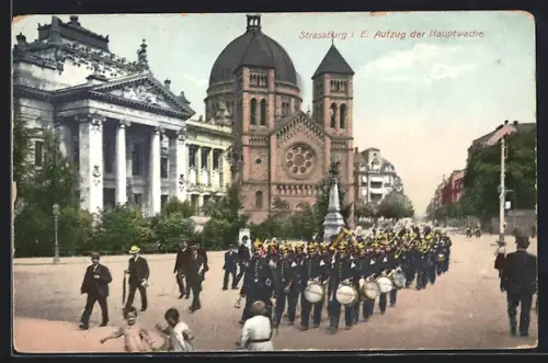 AK Strassburg i. E., Aufzug der Hauptwache an der Kirche