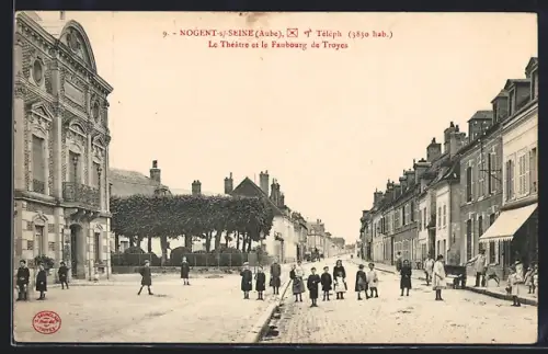 AK Nogent-sur-Seine /Aube, Le Théâtre et le Faubourg de Troyes