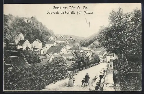 AK Ferrette, Vue sur le village et la campagne environnante