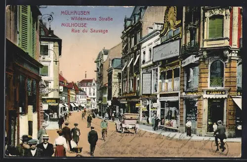 AK Mulhouse, Rue du Sauvage animée avec passants et voitures