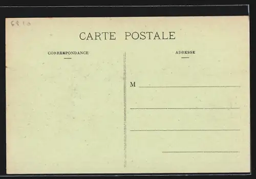 AK Masevaux, Place de la Halle aux Blés avec fontaine et bâtiments historiques