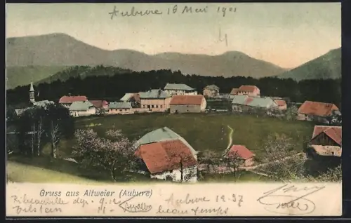 AK Altweier, Vue sur le village entouré de montagnes