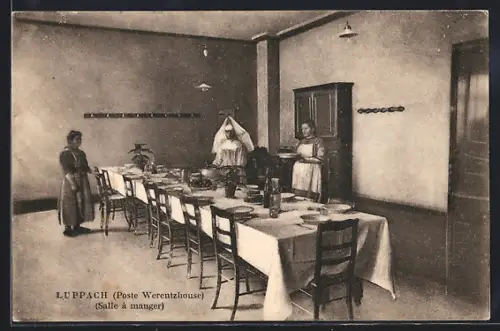 AK Luppach /Werentzhouse, Salle à manger avec personnel en préparation