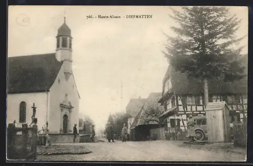 AK Diefmatten /Haute-Alsace, Vue de l`église et des maisons à colombages dans la rue principale