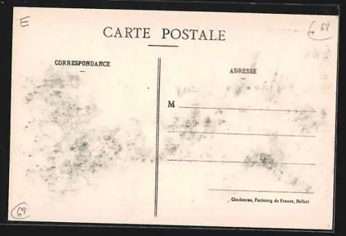 AK Wolfersdorf, Soldats devant une maison à colombages