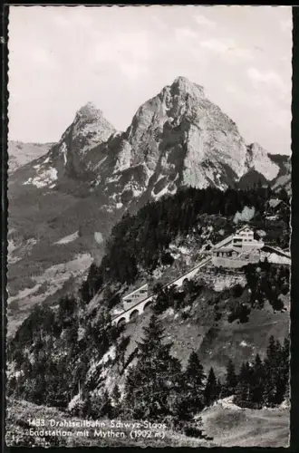 AK Drahtseilbahn Schwyz-Stoos, Endstation mit Mythen