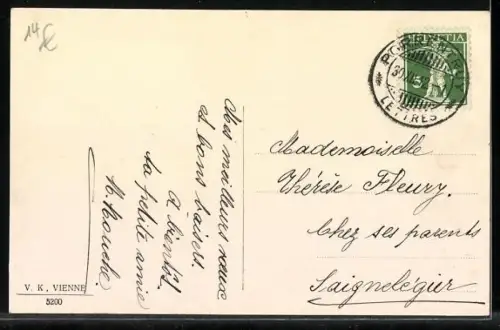 Künstler-AK V.K., Vienne Nr. 5200: Paar in Winterlandschaft, Im Hintergrund Pferdeschlitten, Neujahrsgruss