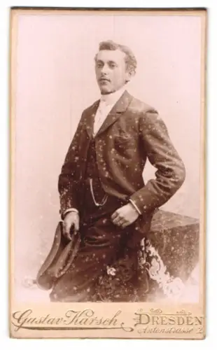 Fotografie Gustav Karsch, Dresden, Antonstr. 2, Eleganter Herr