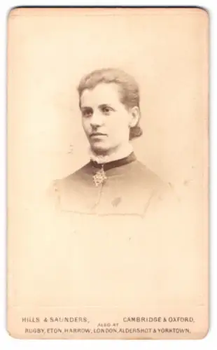 Fotografie Hills & Saunders, Cambridge, Porträt einer Frau