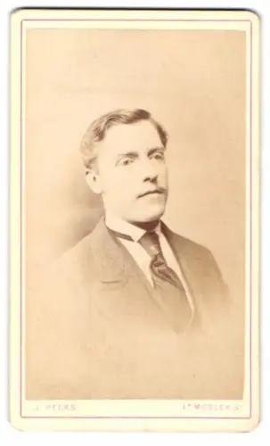 Fotografie J. Peers, Manchester, Lower Mosley St 12, Porträt eines Mannes