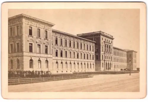 Fotografie Friedr. Bruckmann, München, Ansicht München, Partie am Polytechnikum