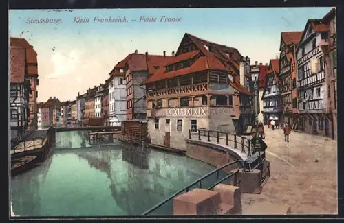 AK Strasbourg, Petite France et ses maisons à colombages le long du canal