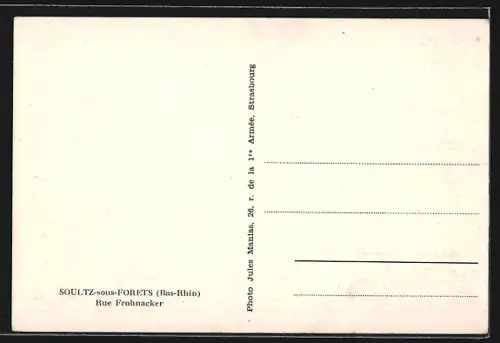 AK Soultz-sous-Forêts /Bas-Rhin, Rue Frohnacker avec maisons traditionnelles et passants