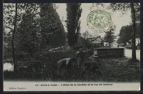AK Arcis-sur-Aube, L`Allée de la Verdille et la rue de Chalons