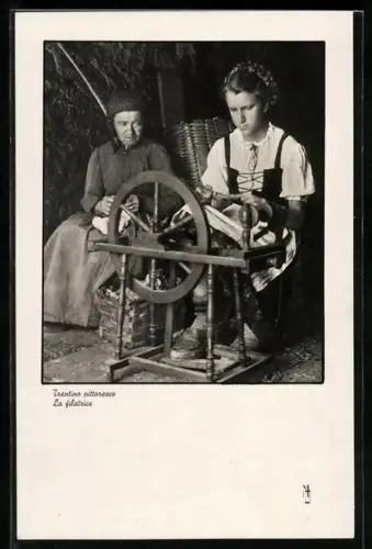 AK Junge Dame arbeitet am Spinnrad