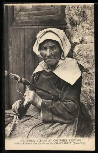 AK Ältere Dame mit Spindel