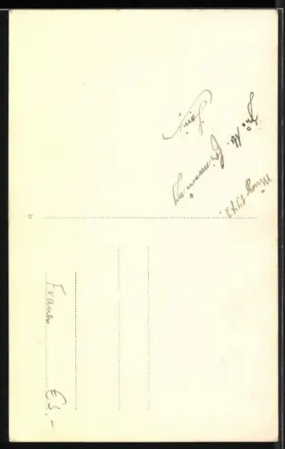 Foto-AK Frau im karierten Mantel mit Fuchspelz