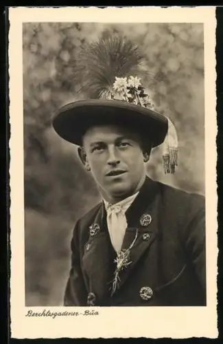 AK Berchtesgaden, Berchtesgadener Bua, Portrait