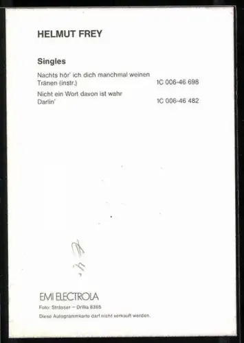 AK Musiker Helmut Frey in schwarzem Hemd, Autograph