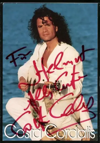 AK Musiker Costa Cordalis mit Gitarre am Meer, Autograph