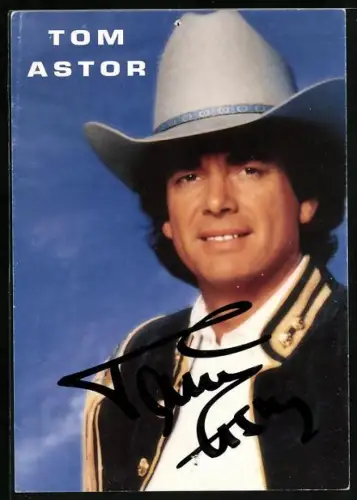 AK Musiker Tom Astor im Cowboyhut, Autograph