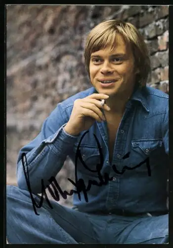AK Musiker Volker Lechtenbrink mit Zigarette, Autograph