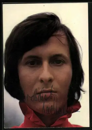 AK Musiker Michael Holm mit ernster Mimik in die Kamera, Autograph