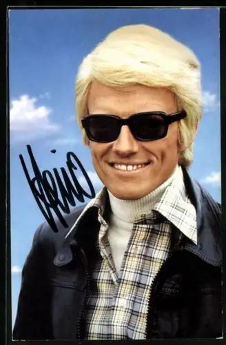 AK Musiker Heino mit Sonnenbrille, Autograph