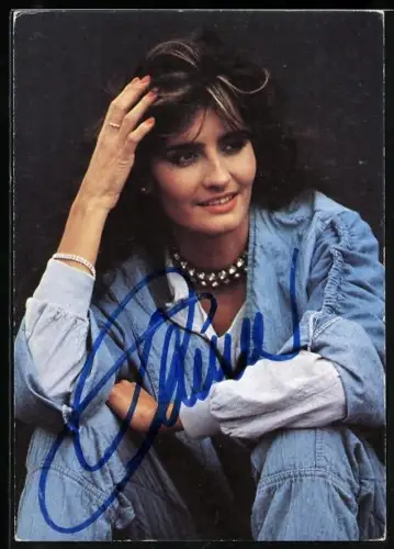 AK Musikerin Denise in Jeans Hemd, Autograph