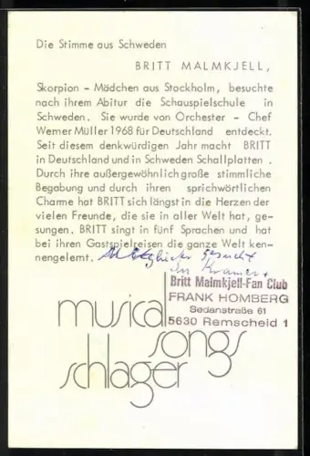 AK Musikerin Britt Malmkjell in die Kamera blickend, Autograph