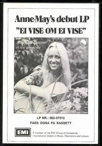 AK Musikerin Anne-May Skagno mit Gitarre, Autograph