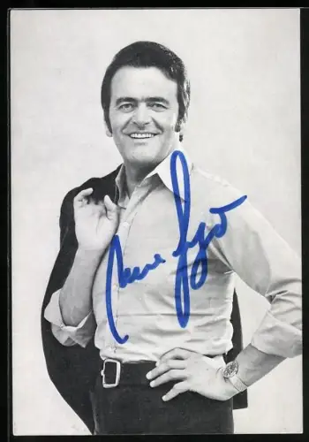 AK Musiker Max Greger mit der Jacke über der Schulter, Autograph