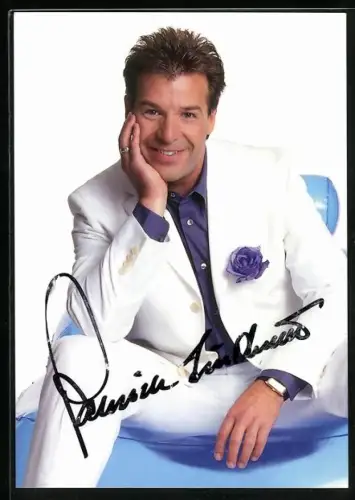 AK Musiker Patrick Lindner lächelnd im Anzug, Autograph