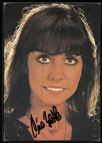 AK Musikerin Tina York im Porträt, Autograph