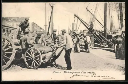 AK Anvers, Déchargement d`un navire