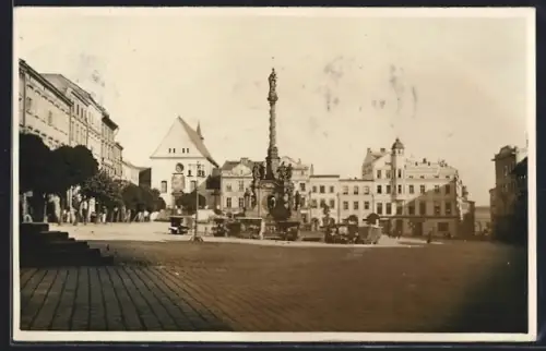 AK Olmütz, Niederring, Panorama mit Denkmal