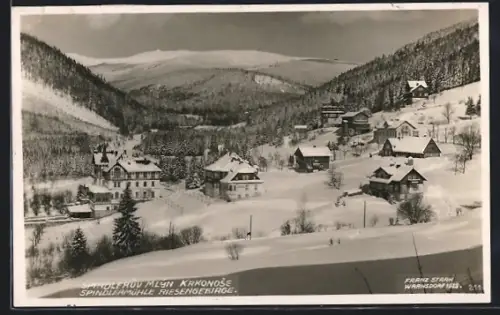 AK Spindlermühle /Riesengebirge, Totalansicht im Winter