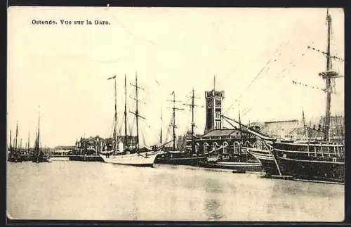 AK Ostende, Vue sur la Gare, Le Port