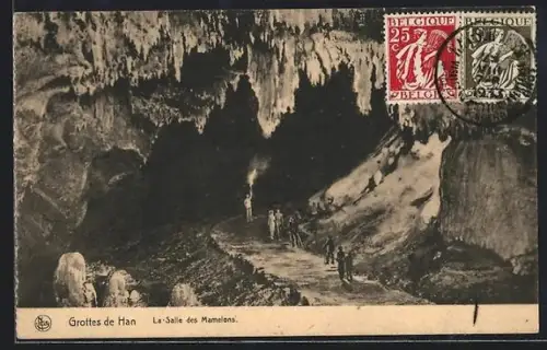 AK Grottes de Han, La Salle des Mamelons, Besucher werden durch die Höhle geführt