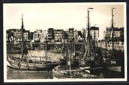 AK Blankenberghe, Le Port & les Parques de Peche