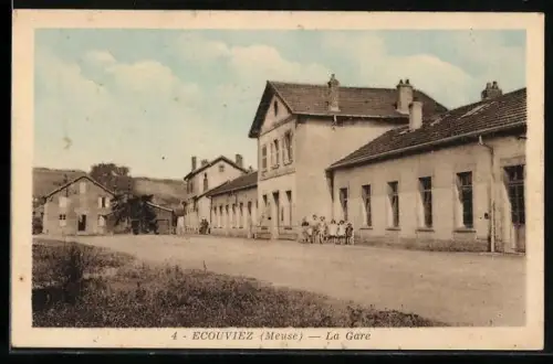 AK Ecouviez /Meuse, La Gare