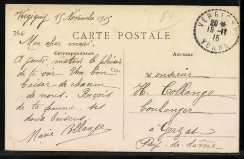 AK Saint-Florentin-Vergigny, Gare et quais avec train à quai