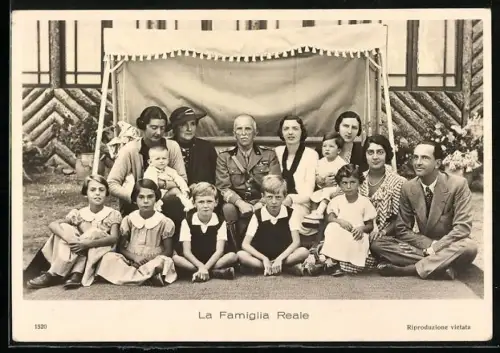 AK Die königliche Familie von Italien, La Famiglia Reale