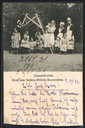 AK Karlsruhe, Ludwig-Wilhelm-Krankenheim, Kinder und Pflegepersonal im Garten