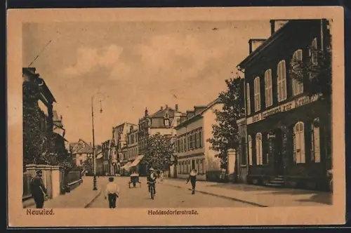 AK Neuwied, Heddesdorferstrasse mit Hotel-Restaurant zur Krone